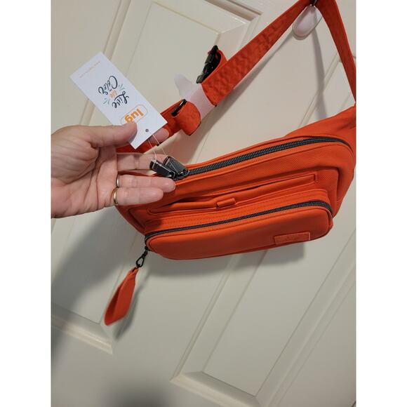 NWT Lug Hitch Matte Luxe VL Belt Bag Papaya - w/SHIPPING DISCOUNT - Picture 2 of 5